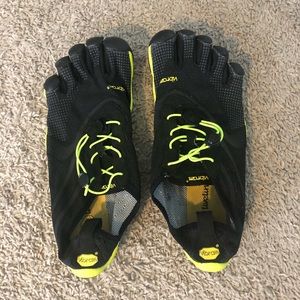 Vibram FiveFingers Mens Bikila Evo Running Shoes